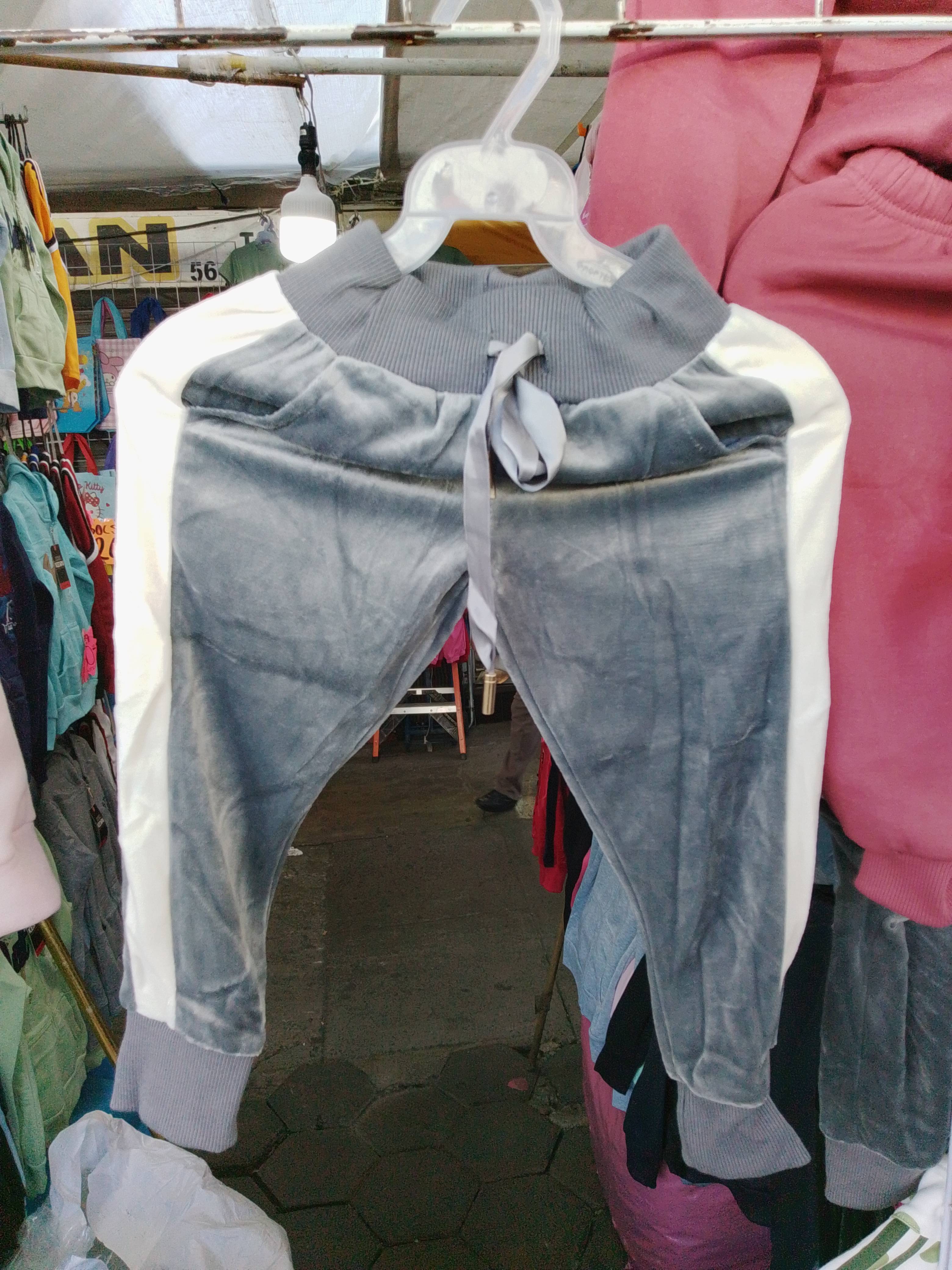 Conjunto de pants para niña
