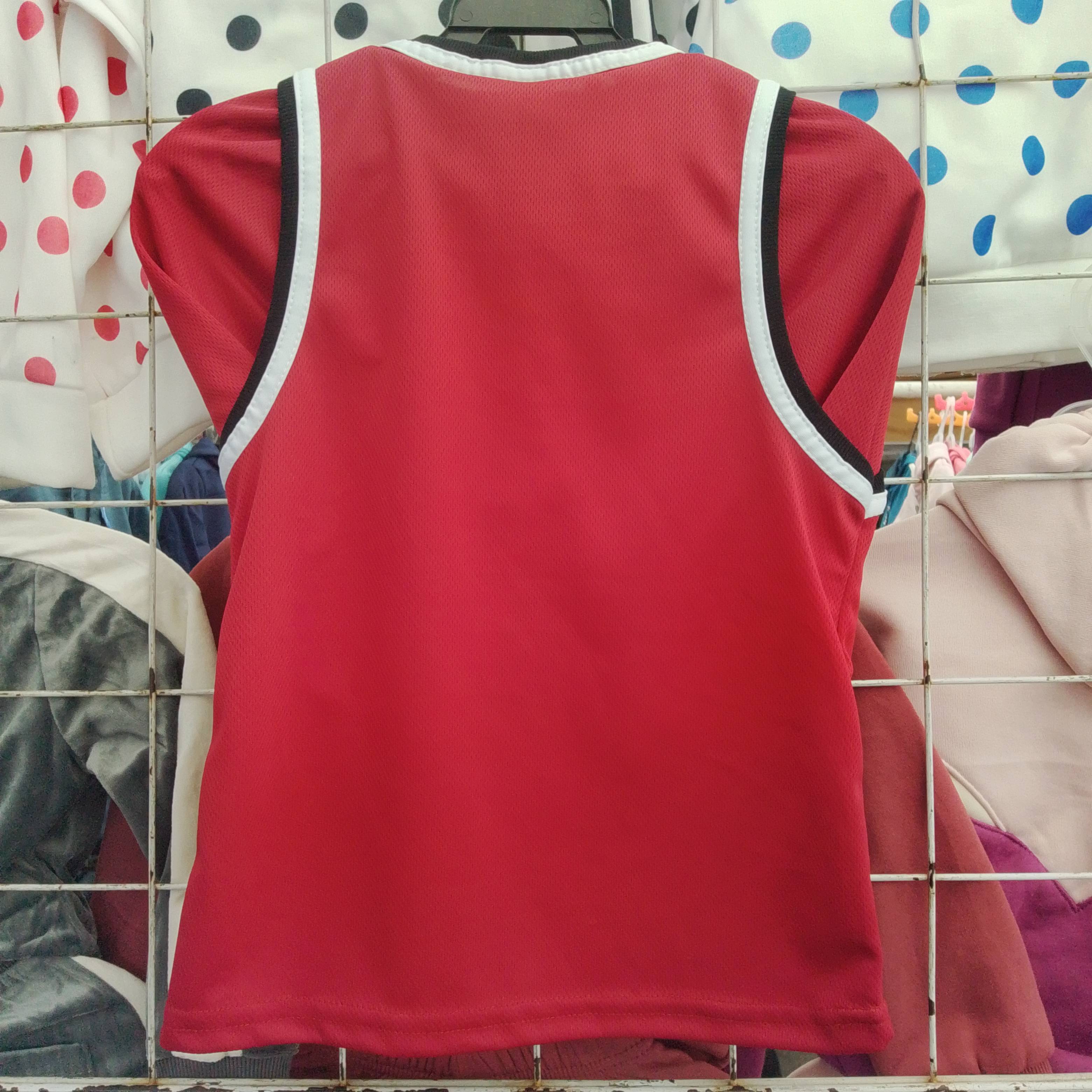 Jersey y Short de Basket de Toro