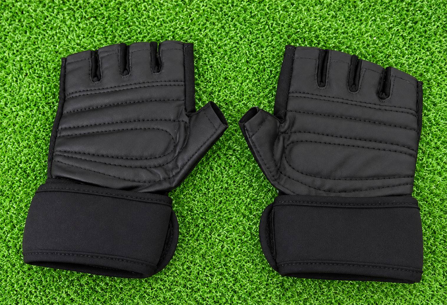 Guantes deportivos para gimnasio con soporte de muñeca y palma acolchada