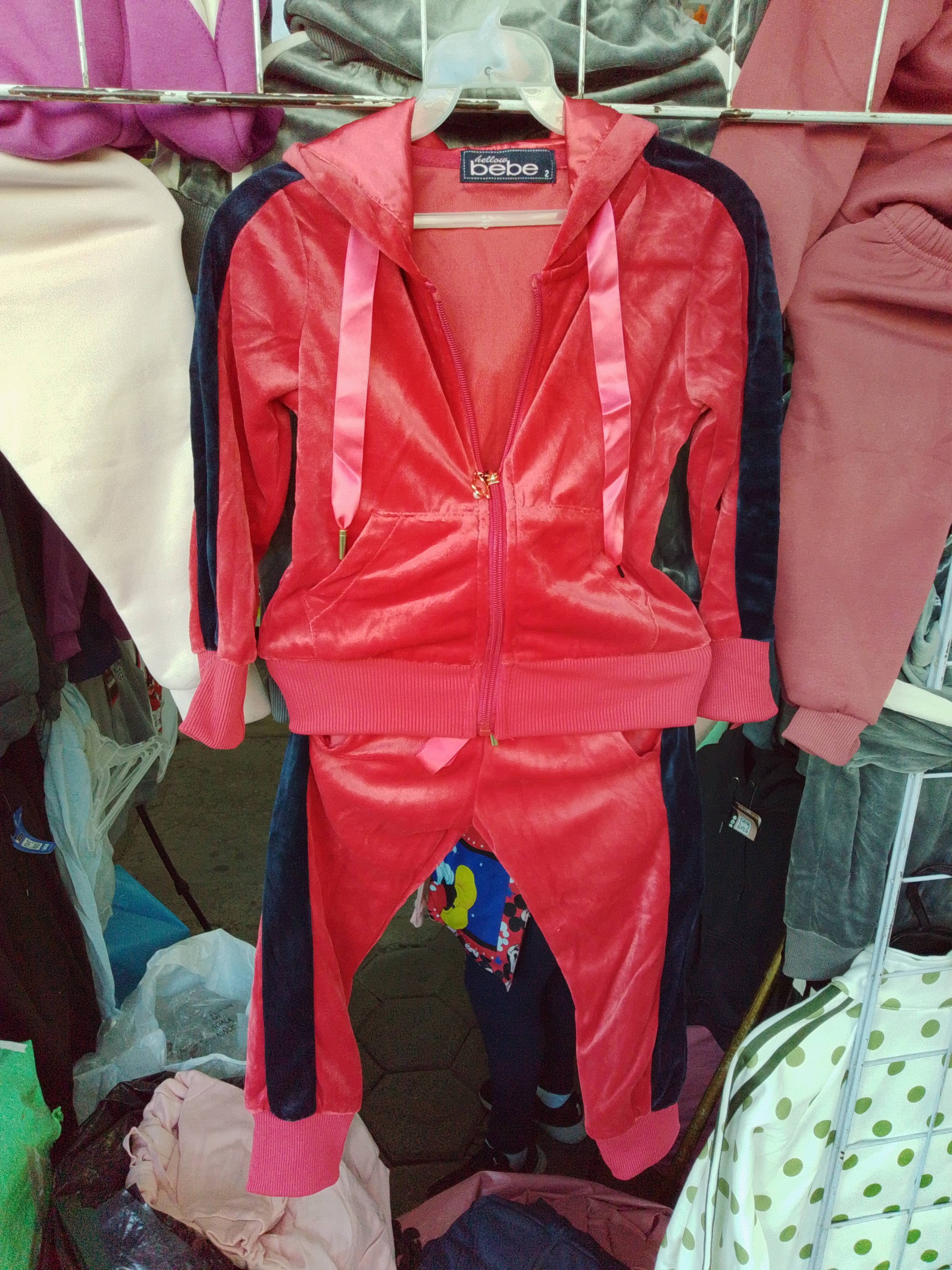 Conjunto de pants para niña
