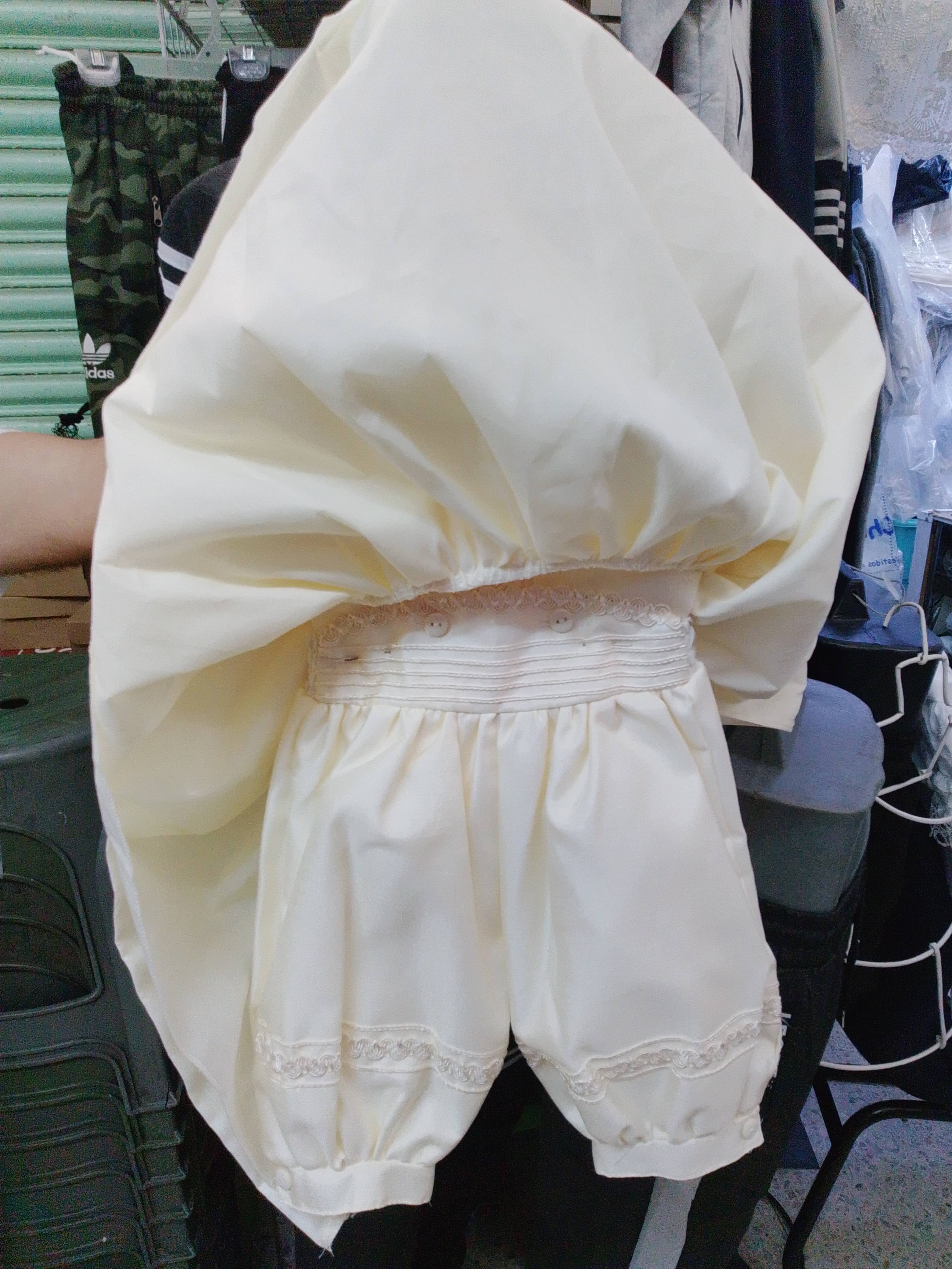 Ropón de niño